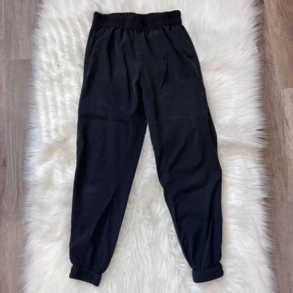 Lilla P Jogger Pants Size small black elastic waist polyethylene comfort cozy‎ - Picture 1 of 11